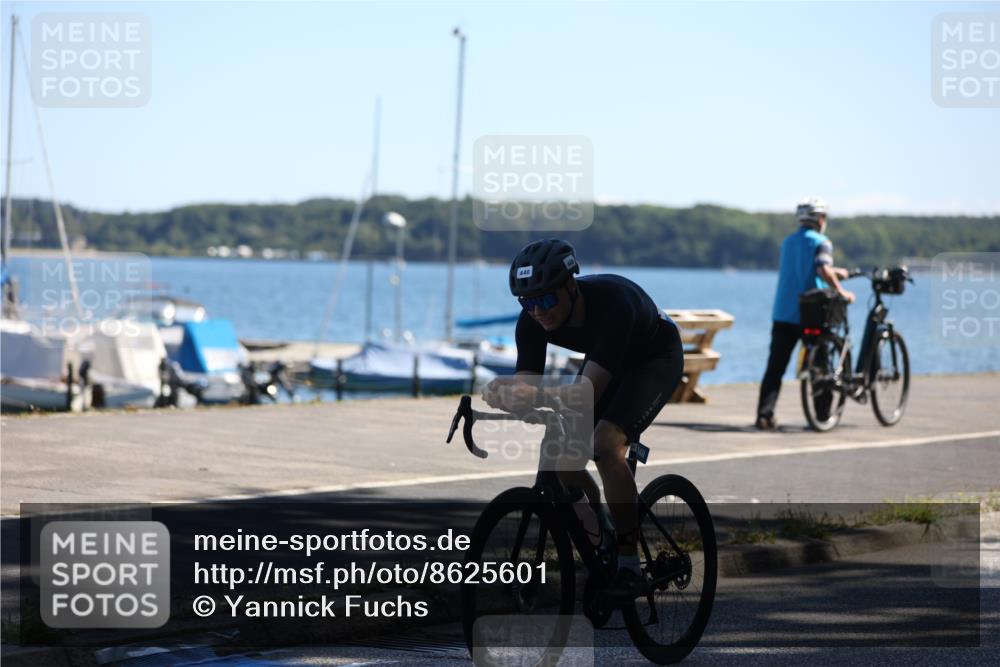 17.08.2025 - KN Förde Triathlon 2025 Yannick Fuchs http://msf.ph/oto/8625601 17.08.2025 12:50:20 Radfahren 416, 433, 440, 408, 466 meine-sportfotos.de
