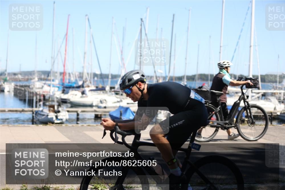 17.08.2025 - KN Förde Triathlon 2025 Yannick Fuchs http://msf.ph/oto/8625605 17.08.2025 12:50:21 Radfahren 416, 433, 440 meine-sportfotos.de