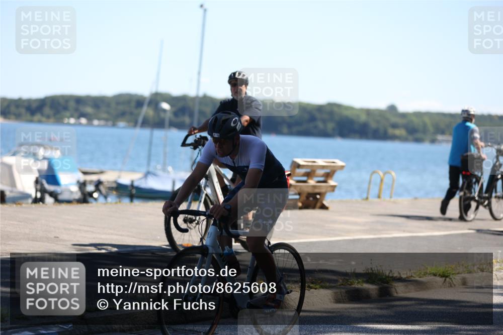 17.08.2025 - KN Förde Triathlon 2025 Yannick Fuchs http://msf.ph/oto/8625608 17.08.2025 12:50:23 Radfahren 395, 416, 433, 440 meine-sportfotos.de