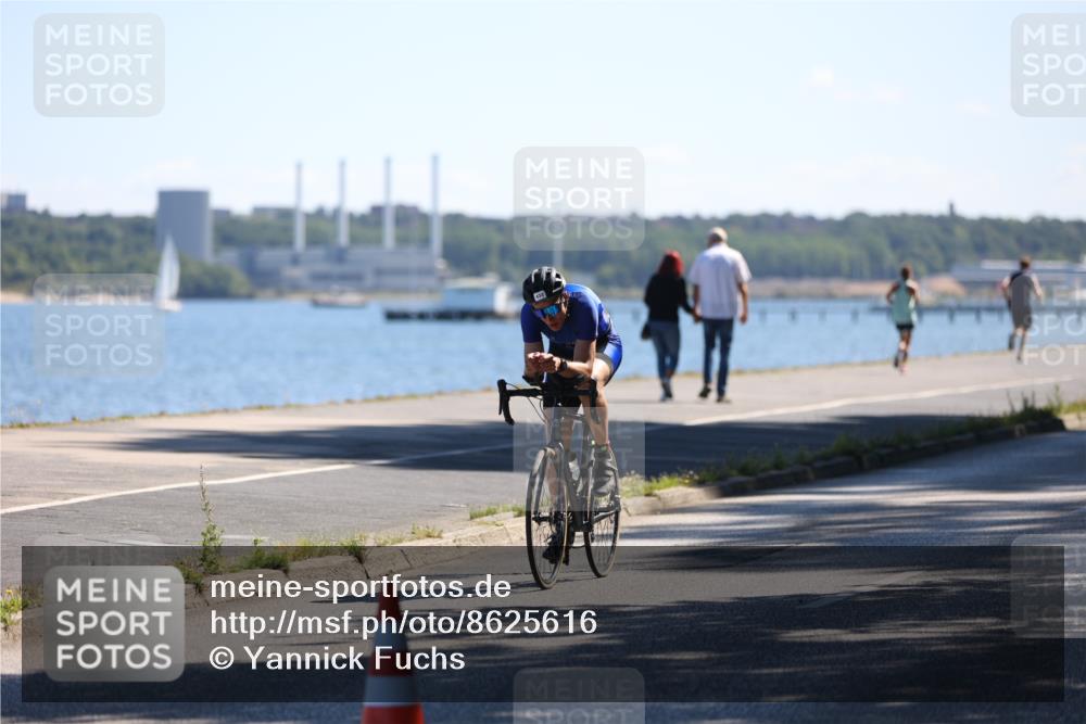 17.08.2025 - KN Förde Triathlon 2025 Yannick Fuchs http://msf.ph/oto/8625616 17.08.2025 12:50:26 Radfahren 395, 433, 450, 416, 440 meine-sportfotos.de
