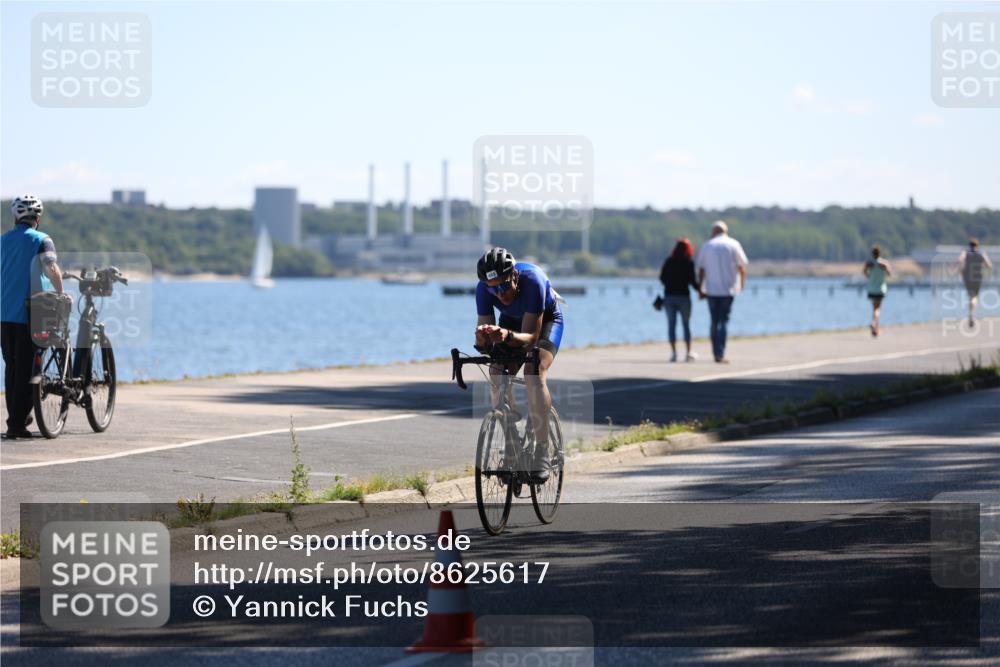 17.08.2025 - KN Förde Triathlon 2025 Yannick Fuchs http://msf.ph/oto/8625617 17.08.2025 12:50:26 Radfahren 395, 433, 450, 416, 440 meine-sportfotos.de