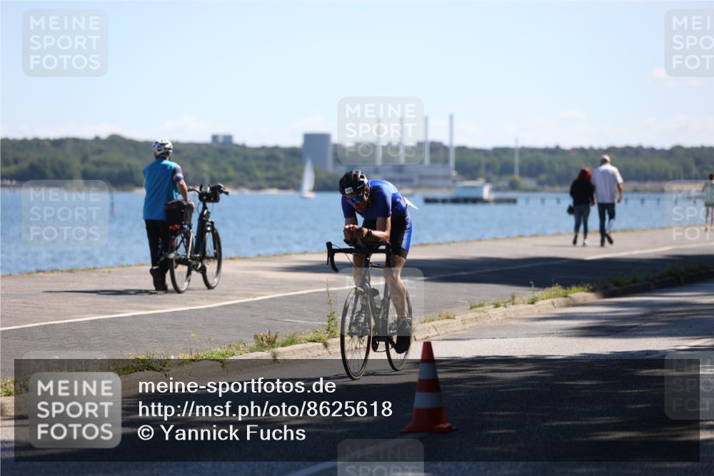 17.08.2025 - KN Förde Triathlon 2025 Yannick Fuchs http://msf.ph/oto/8625618 17.08.2025 12:50:27 Radfahren 395, 433, 450, 416, 440 meine-sportfotos.de