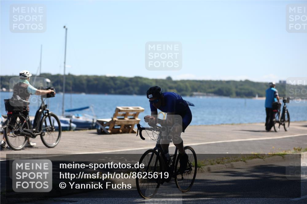17.08.2025 - KN Förde Triathlon 2025 Yannick Fuchs http://msf.ph/oto/8625619 17.08.2025 12:50:27 Radfahren 395, 433, 450, 416, 440 meine-sportfotos.de