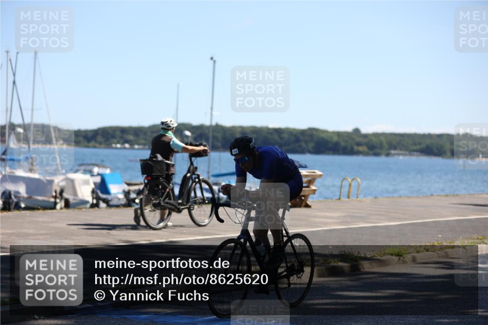 17.08.2025 - KN Förde Triathlon 2025 Yannick Fuchs http://msf.ph/oto/8625620 17.08.2025 12:50:27 Radfahren 395, 433, 450, 416, 440 meine-sportfotos.de