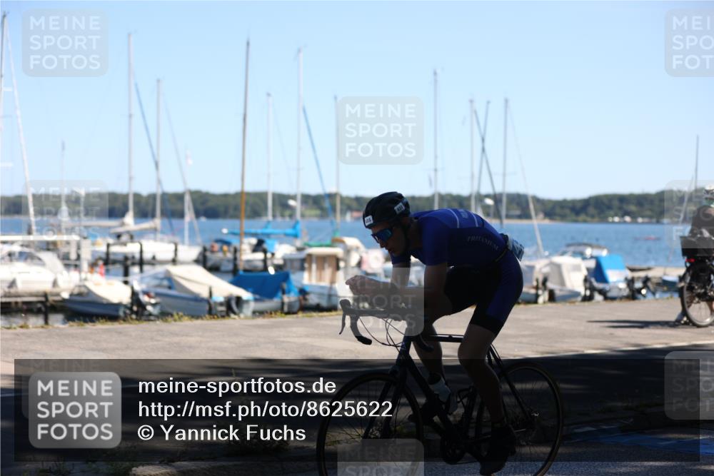 17.08.2025 - KN Förde Triathlon 2025 Yannick Fuchs http://msf.ph/oto/8625622 17.08.2025 12:50:28 Radfahren 395, 433, 450, 416, 440 meine-sportfotos.de