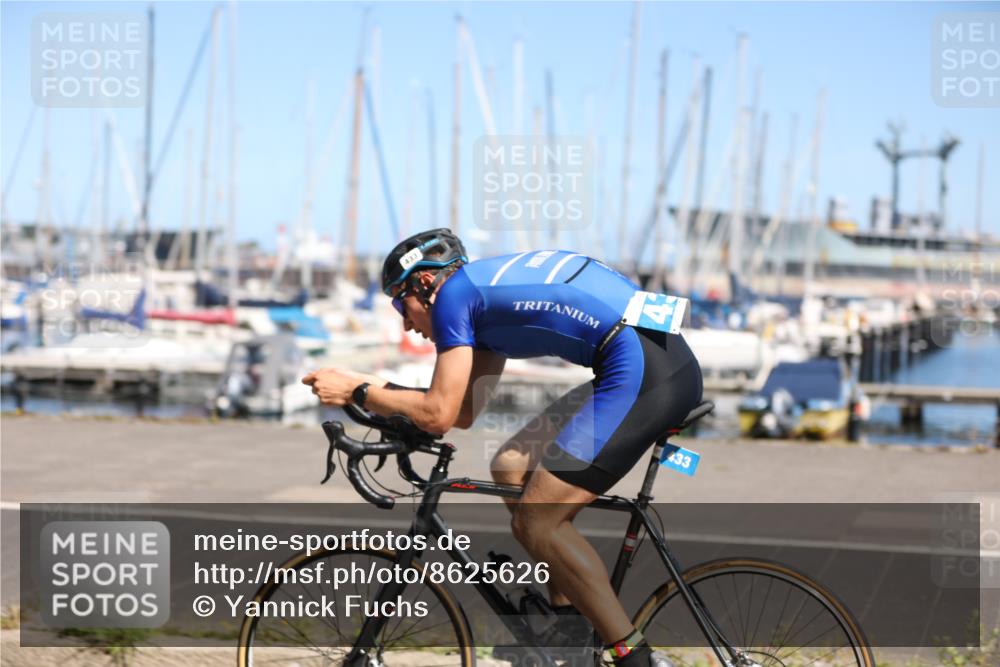 17.08.2025 - KN Förde Triathlon 2025 Yannick Fuchs http://msf.ph/oto/8625626 17.08.2025 12:50:28 Radfahren 395, 433, 450, 416, 440 meine-sportfotos.de
