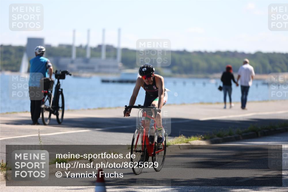 17.08.2025 - KN Förde Triathlon 2025 Yannick Fuchs http://msf.ph/oto/8625629 17.08.2025 12:50:32 Radfahren 395, 403, 439, 450, 433 meine-sportfotos.de