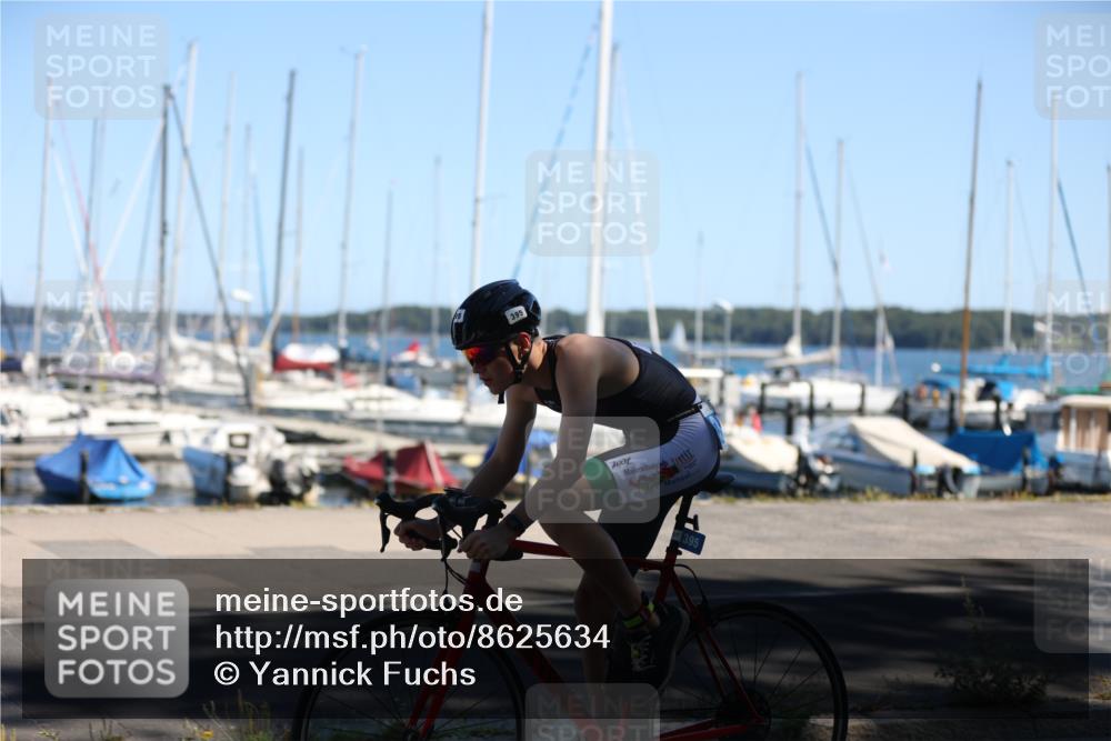 17.08.2025 - KN Förde Triathlon 2025 Yannick Fuchs http://msf.ph/oto/8625634 17.08.2025 12:50:34 Radfahren 395, 403, 439, 450, 433 meine-sportfotos.de