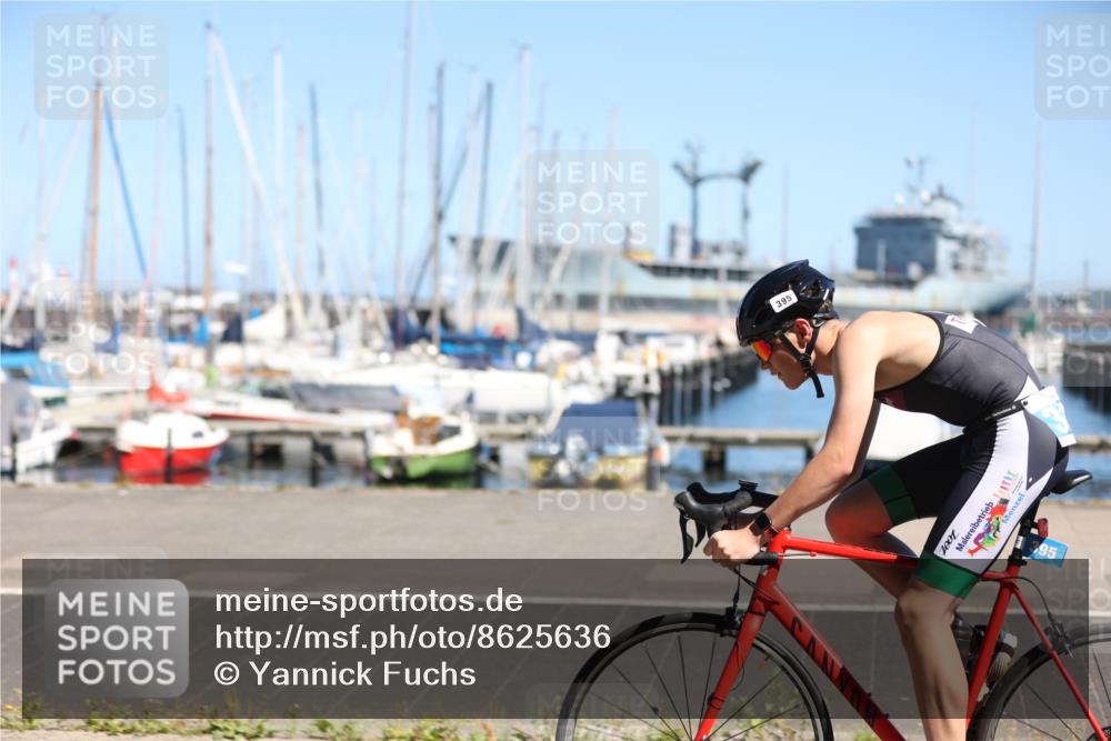 17.08.2025 - KN Förde Triathlon 2025 Yannick Fuchs http://msf.ph/oto/8625636 17.08.2025 12:50:34 Radfahren 395, 403, 439, 450, 433 meine-sportfotos.de