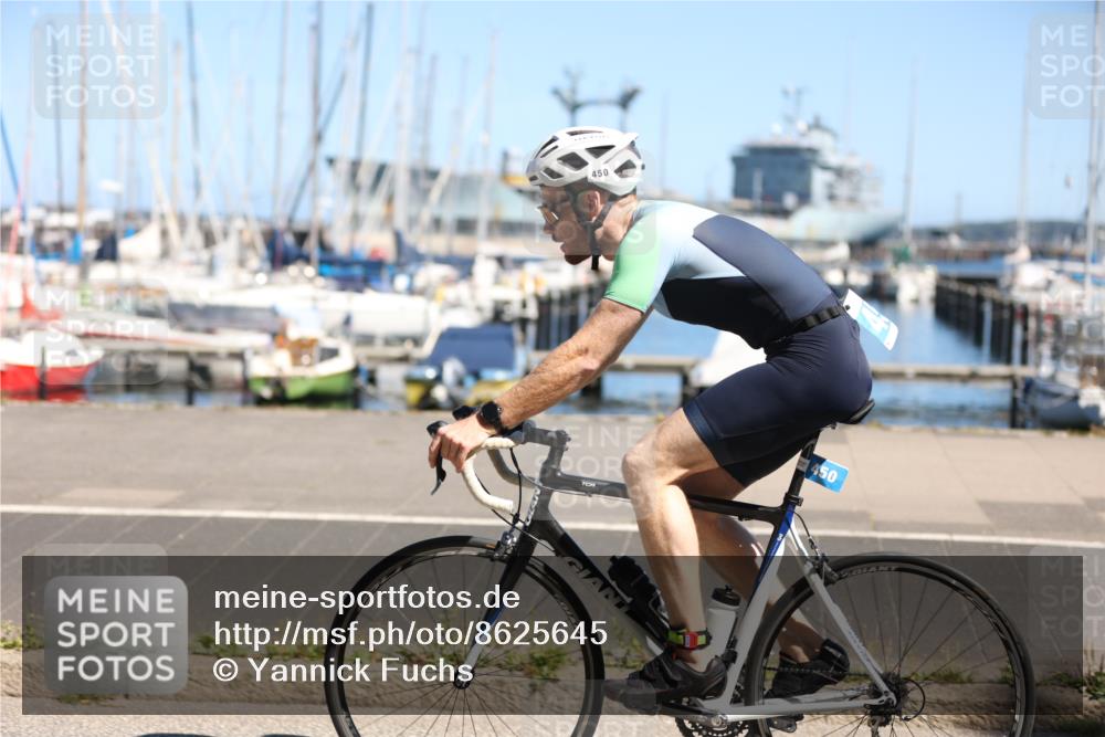 17.08.2025 - KN Förde Triathlon 2025 Yannick Fuchs http://msf.ph/oto/8625645 17.08.2025 12:50:37 Radfahren 403, 428, 439, 450, 395 meine-sportfotos.de