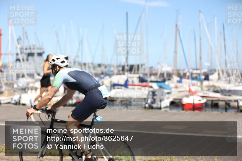 17.08.2025 - KN Förde Triathlon 2025 Yannick Fuchs http://msf.ph/oto/8625647 17.08.2025 12:50:38 Radfahren 403, 428, 439, 450, 395, 450 meine-sportfotos.de