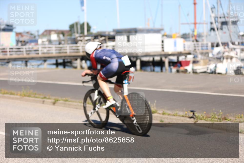 17.08.2025 - KN Förde Triathlon 2025 Yannick Fuchs http://msf.ph/oto/8625658 17.08.2025 12:50:41 Radfahren 403, 428, 439, 395, 403, 450 meine-sportfotos.de