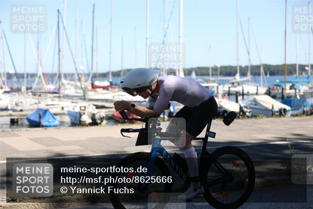 17.08.2025 - KN Förde Triathlon 2025 Yannick Fuchs http://msf.ph/oto/8625666 17.08.2025 12:50:47 Radfahren 428, 403, 439 meine-sportfotos.de