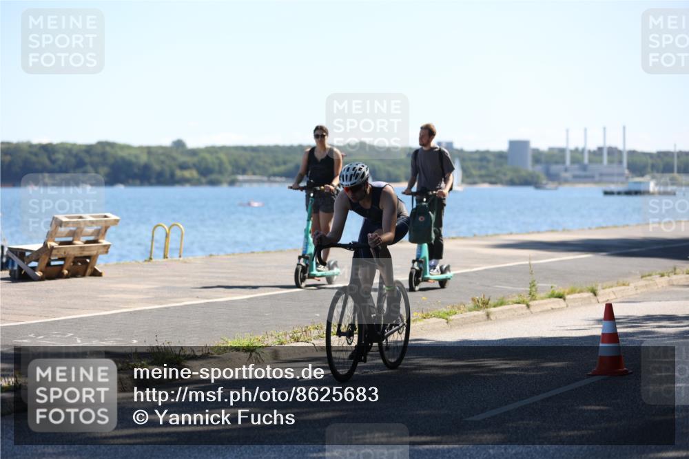 17.08.2025 - KN Förde Triathlon 2025 Yannick Fuchs http://msf.ph/oto/8625683 17.08.2025 12:51:08 Radfahren 424, 425, 446, 447, 454, 464, 441, 456 meine-sportfotos.de