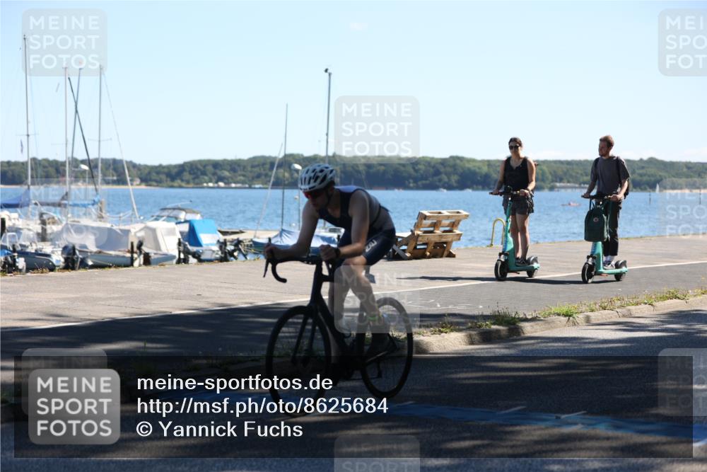 17.08.2025 - KN Förde Triathlon 2025 Yannick Fuchs http://msf.ph/oto/8625684 17.08.2025 12:51:08 Radfahren 424, 425, 446, 447, 454, 464, 441, 456 meine-sportfotos.de