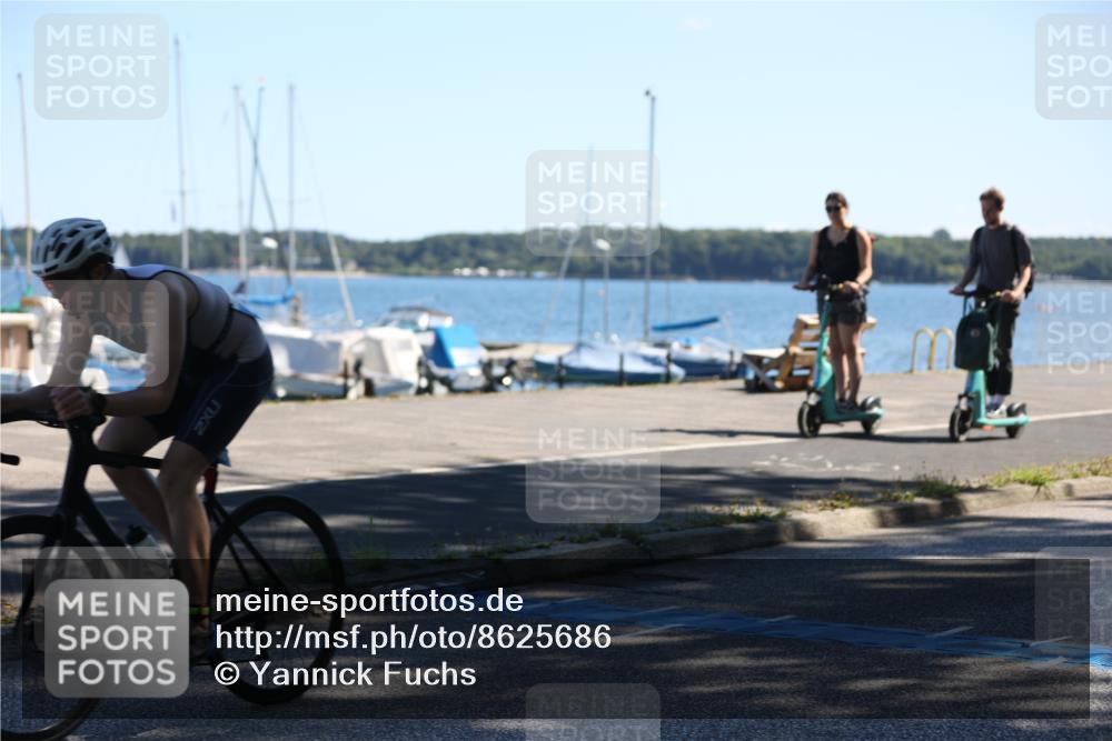 17.08.2025 - KN Förde Triathlon 2025 Yannick Fuchs http://msf.ph/oto/8625686 17.08.2025 12:51:09 Radfahren 424, 425, 446, 447, 454, 464, 441, 456 meine-sportfotos.de