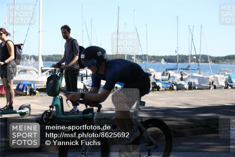 17.08.2025 - KN Förde Triathlon 2025 Yannick Fuchs http://msf.ph/oto/8625692 17.08.2025 12:51:11 Radfahren 424, 425, 446, 447, 454, 441, 456, 464 meine-sportfotos.de