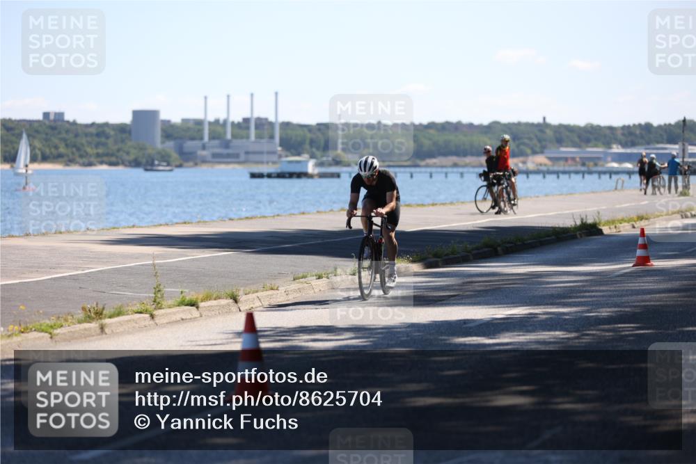 17.08.2025 - KN Förde Triathlon 2025 Yannick Fuchs http://msf.ph/oto/8625704 17.08.2025 12:51:29 Radfahren 408, 431, 434, 445, 457, 458, 466 meine-sportfotos.de