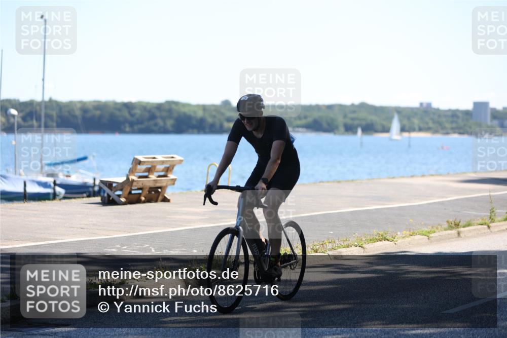 17.08.2025 - KN Förde Triathlon 2025 Yannick Fuchs http://msf.ph/oto/8625716 17.08.2025 12:51:38 Radfahren 430, 434, 458, 466, 408, 431, 445, 457, 466 meine-sportfotos.de