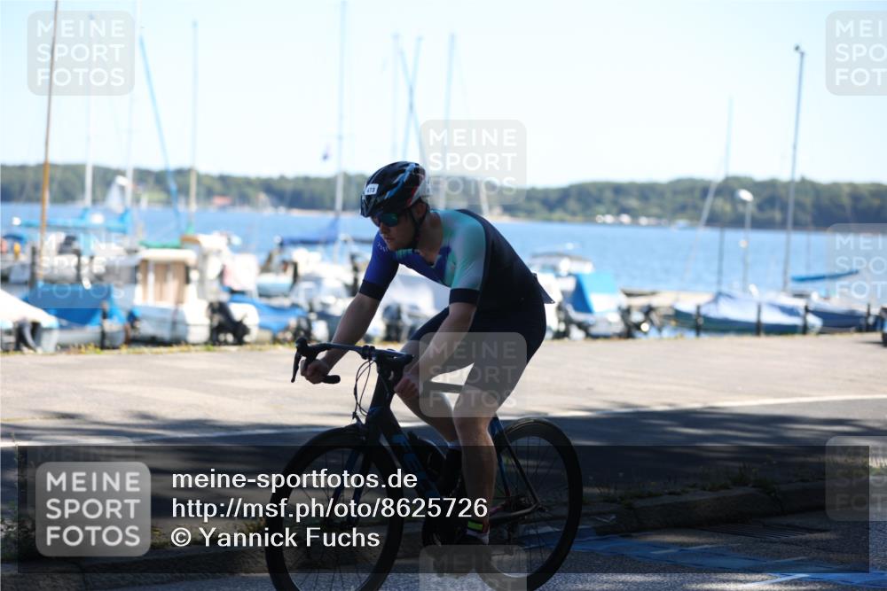 17.08.2025 - KN Förde Triathlon 2025 Yannick Fuchs http://msf.ph/oto/8625726 17.08.2025 12:51:53 Radfahren 403, 416, 433, 440, 473, 430 meine-sportfotos.de