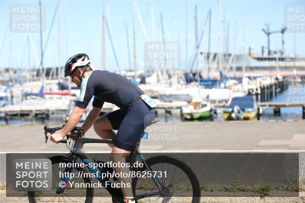 17.08.2025 - KN Förde Triathlon 2025 Yannick Fuchs http://msf.ph/oto/8625731 17.08.2025 12:51:54 Radfahren 403, 416, 433, 440, 452, 473, 430, 440 meine-sportfotos.de