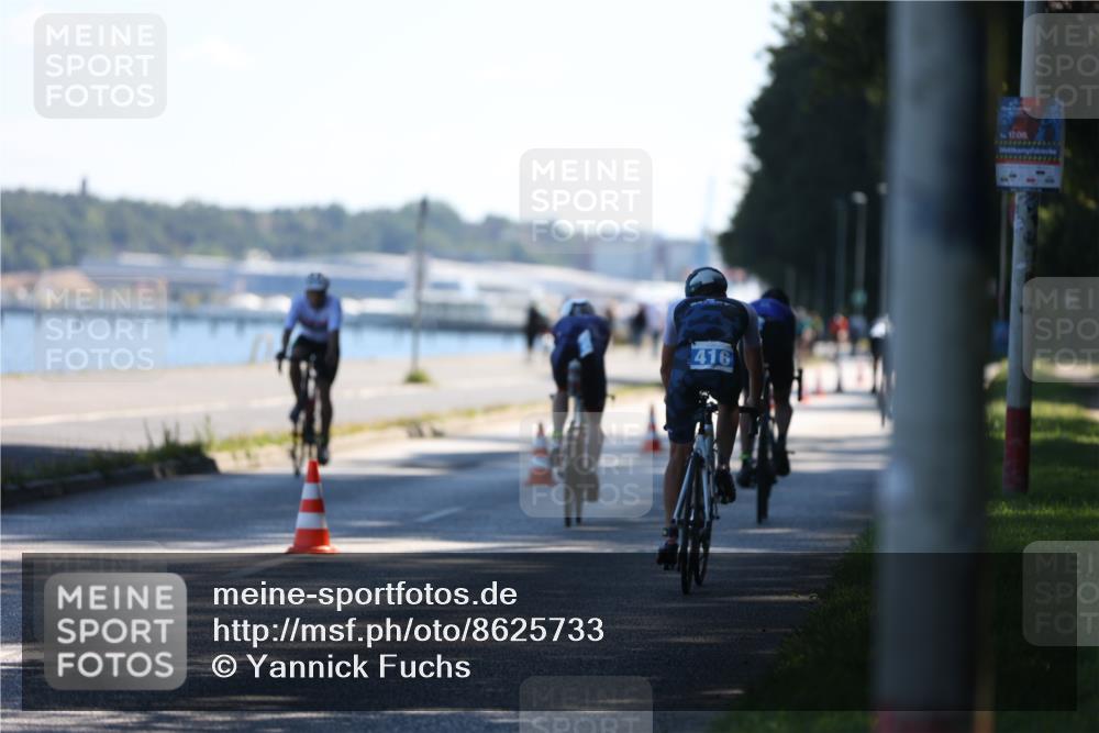 17.08.2025 - KN Förde Triathlon 2025 Yannick Fuchs http://msf.ph/oto/8625733 17.08.2025 12:52:00 Radfahren 452, 403, 416, 433, 440, 473 meine-sportfotos.de