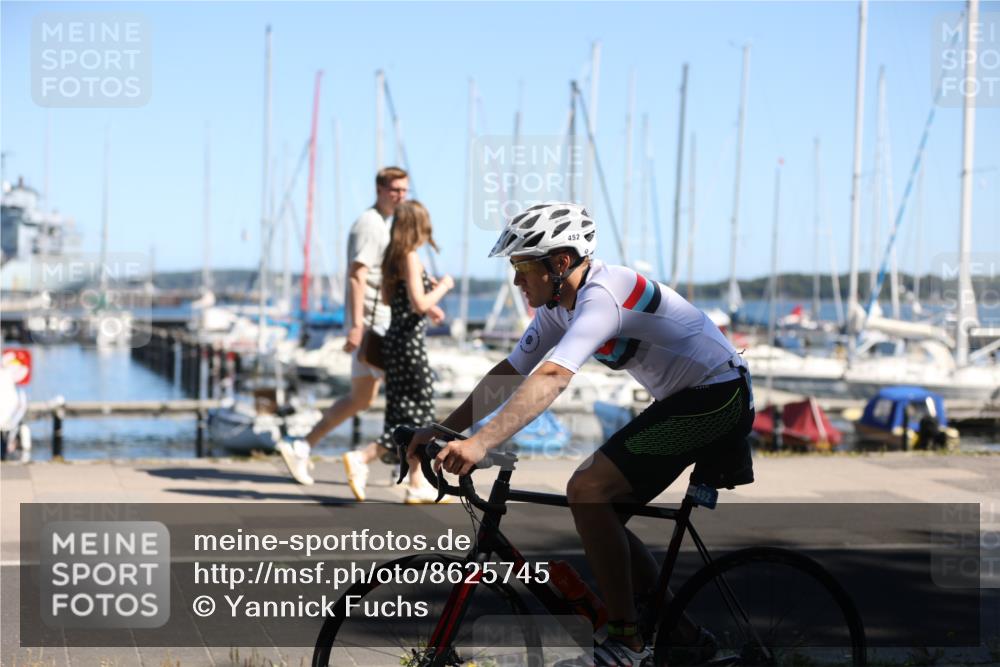 17.08.2025 - KN Förde Triathlon 2025 Yannick Fuchs http://msf.ph/oto/8625745 17.08.2025 12:52:05 Radfahren 395, 450, 452, 403, 416 meine-sportfotos.de