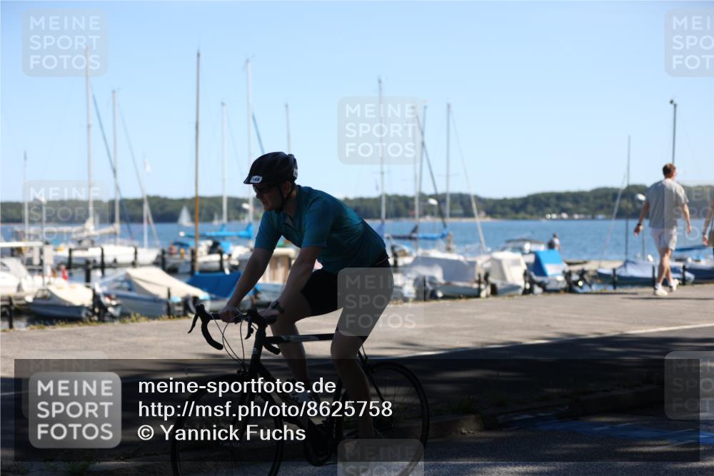 17.08.2025 - KN Förde Triathlon 2025 Yannick Fuchs http://msf.ph/oto/8625758 17.08.2025 12:52:17 Radfahren 395, 428, 437, 448, 472, 395, 450 meine-sportfotos.de