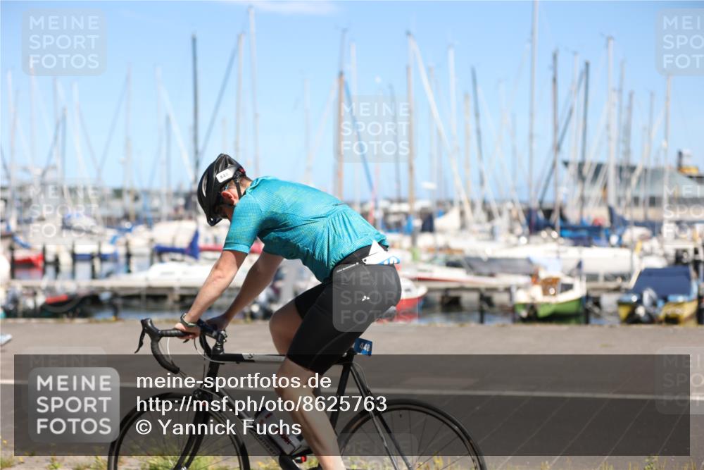 17.08.2025 - KN Förde Triathlon 2025 Yannick Fuchs http://msf.ph/oto/8625763 17.08.2025 12:52:18 Radfahren 428, 437, 448, 467, 472, 395, 450, 472 meine-sportfotos.de
