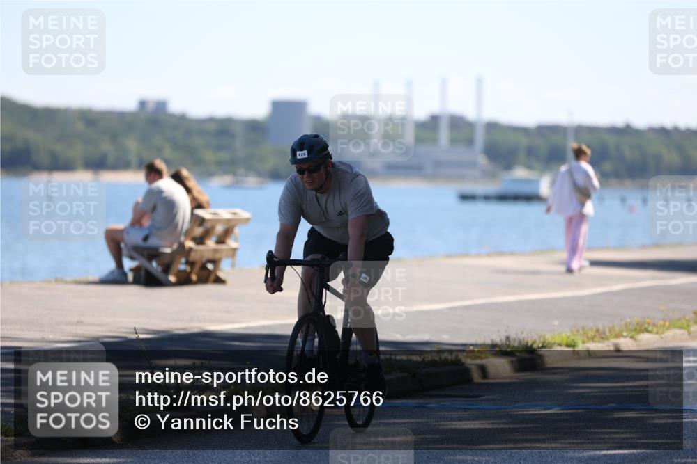 17.08.2025 - KN Förde Triathlon 2025 Yannick Fuchs http://msf.ph/oto/8625766 17.08.2025 12:52:46 Radfahren 402, 404, 426, 446, 460, 464 meine-sportfotos.de