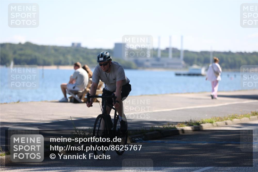17.08.2025 - KN Förde Triathlon 2025 Yannick Fuchs http://msf.ph/oto/8625767 17.08.2025 12:52:46 Radfahren 402, 404, 426, 446, 460, 464 meine-sportfotos.de