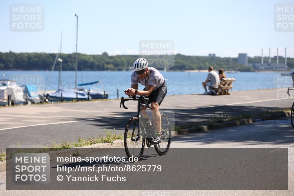 17.08.2025 - KN Förde Triathlon 2025 Yannick Fuchs http://msf.ph/oto/8625779 17.08.2025 12:52:55 Radfahren 402, 445, 460, 404, 446, 464 meine-sportfotos.de