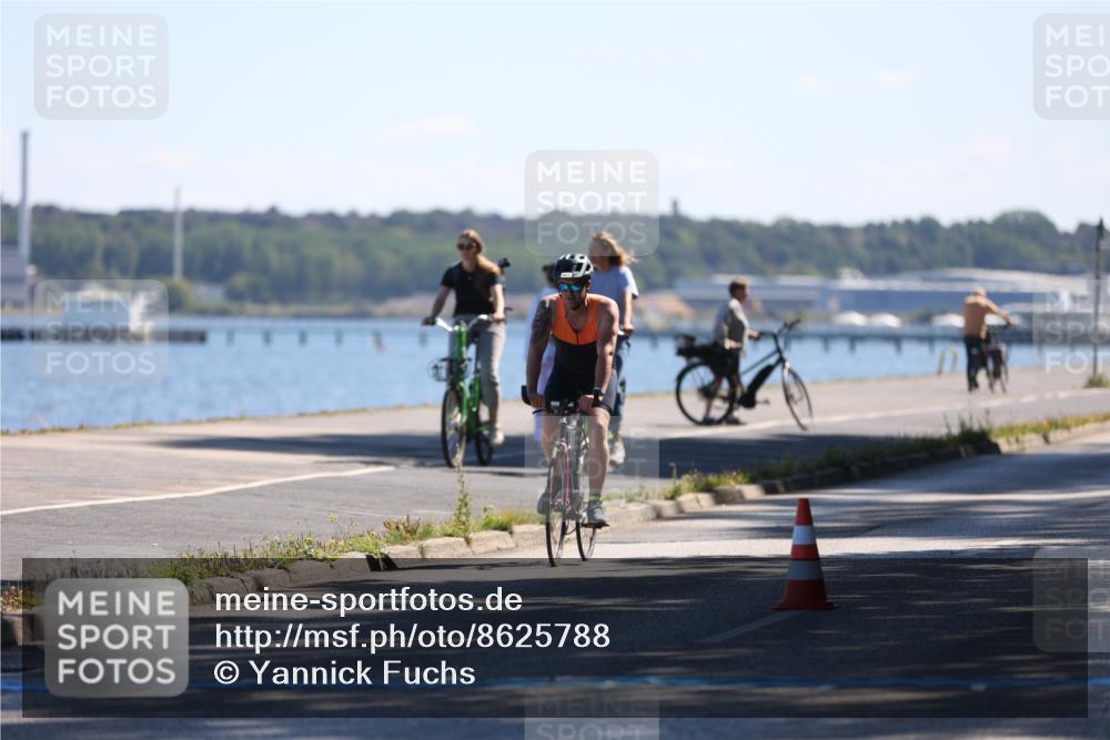 17.08.2025 - KN Förde Triathlon 2025 Yannick Fuchs http://msf.ph/oto/8625788 17.08.2025 12:53:10 Radfahren 434, 458, 483 meine-sportfotos.de