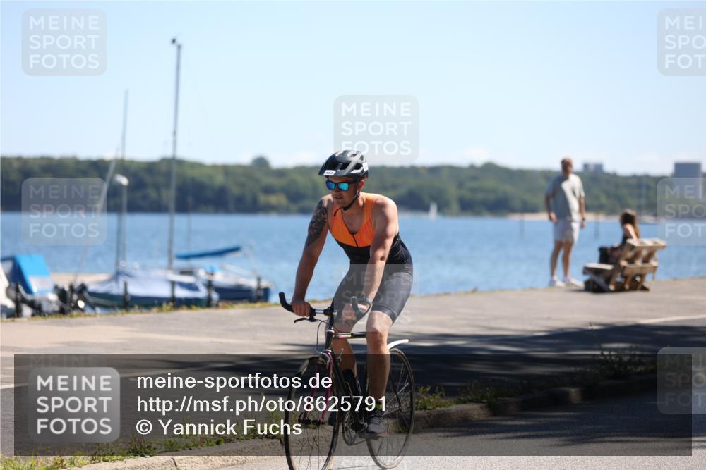 17.08.2025 - KN Förde Triathlon 2025 Yannick Fuchs http://msf.ph/oto/8625791 17.08.2025 12:53:12 Radfahren 434, 458, 483 meine-sportfotos.de