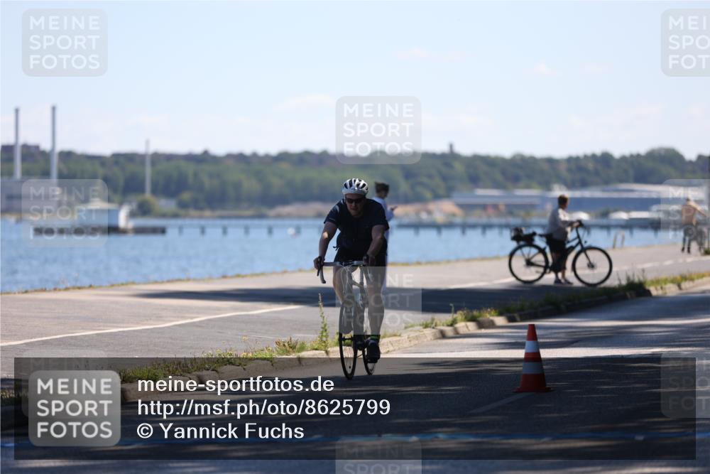 17.08.2025 - KN Förde Triathlon 2025 Yannick Fuchs http://msf.ph/oto/8625799 17.08.2025 12:53:24 Radfahren 411, 430, 435, 436, 461, 473, 476, 509, 458 meine-sportfotos.de