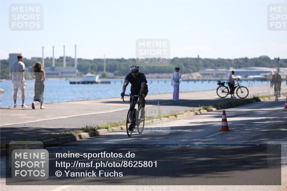 17.08.2025 - KN Förde Triathlon 2025 Yannick Fuchs http://msf.ph/oto/8625801 17.08.2025 12:53:24 Radfahren 411, 430, 435, 436, 461, 473, 476, 509, 458 meine-sportfotos.de