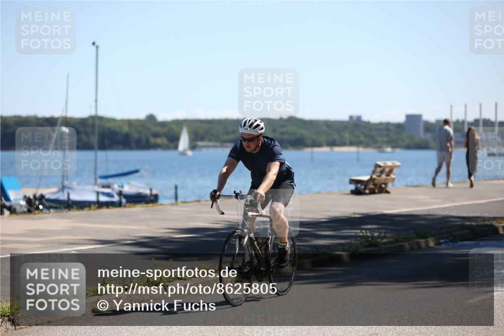 17.08.2025 - KN Förde Triathlon 2025 Yannick Fuchs http://msf.ph/oto/8625805 17.08.2025 12:53:26 Radfahren 411, 430, 435, 436, 461, 473, 476, 509 meine-sportfotos.de
