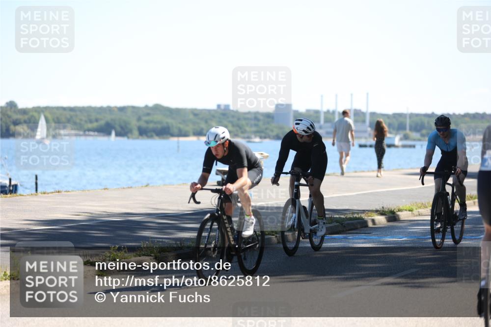 17.08.2025 - KN Förde Triathlon 2025 Yannick Fuchs http://msf.ph/oto/8625812 17.08.2025 12:53:29 Radfahren 401, 411, 430, 435, 461, 471, 473, 476, 509, 436 meine-sportfotos.de