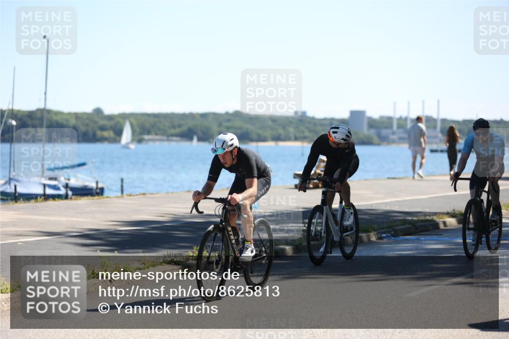 17.08.2025 - KN Förde Triathlon 2025 Yannick Fuchs http://msf.ph/oto/8625813 17.08.2025 12:53:29 Radfahren 401, 411, 430, 435, 461, 471, 473, 476, 509, 436 meine-sportfotos.de