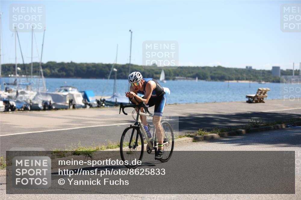 17.08.2025 - KN Förde Triathlon 2025 Yannick Fuchs http://msf.ph/oto/8625833 17.08.2025 12:53:38 Radfahren 401, 418, 432, 452, 465, 471, 472, 493, 430, 473, 476, 509 meine-sportfotos.de