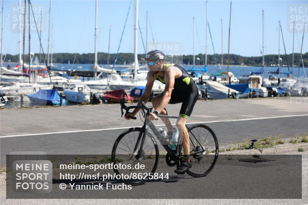 17.08.2025 - KN Förde Triathlon 2025 Yannick Fuchs http://msf.ph/oto/8625844 17.08.2025 12:53:43 Radfahren 418, 437, 452, 465, 472, 493, 401, 418, 432, 471, 493 meine-sportfotos.de