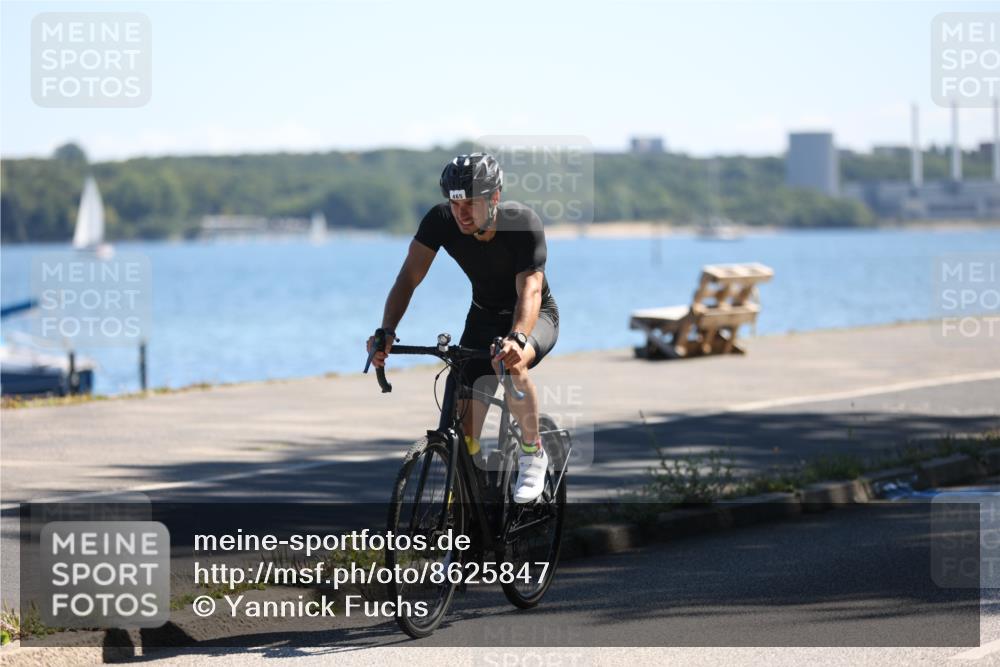 17.08.2025 - KN Förde Triathlon 2025 Yannick Fuchs http://msf.ph/oto/8625847 17.08.2025 12:53:46 Radfahren 437, 452, 465, 418, 432, 471, 472, 493 meine-sportfotos.de