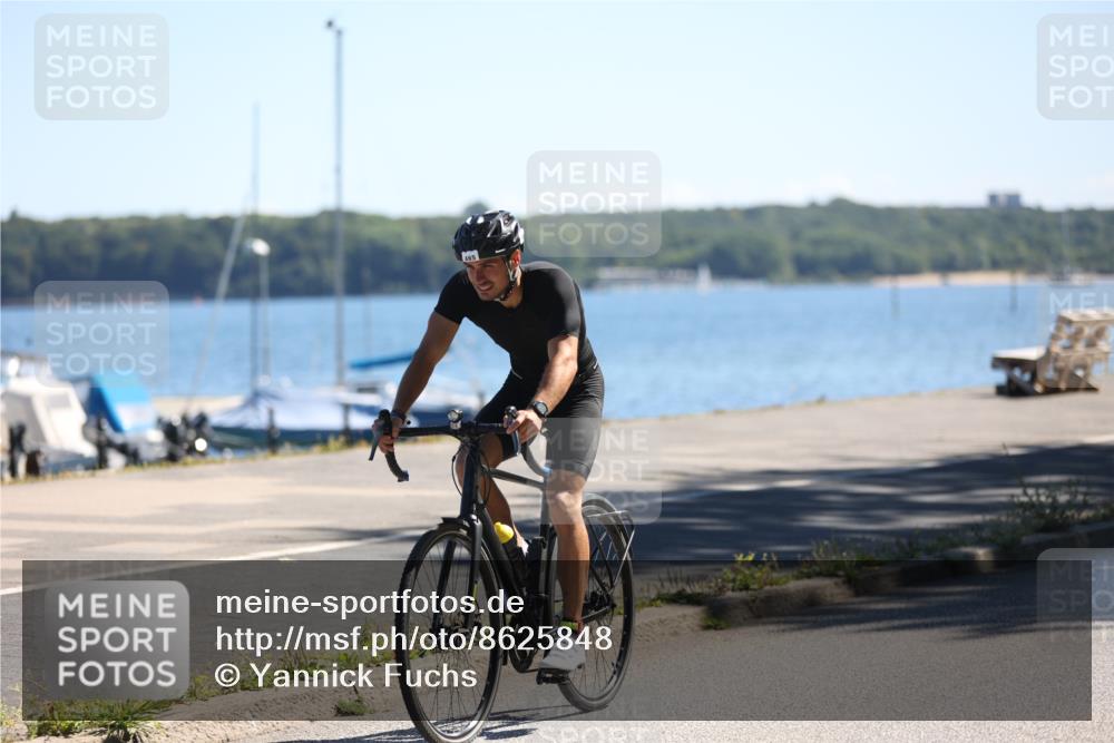 17.08.2025 - KN Förde Triathlon 2025 Yannick Fuchs http://msf.ph/oto/8625848 17.08.2025 12:53:46 Radfahren 437, 452, 465, 418, 432, 471, 472, 493 meine-sportfotos.de