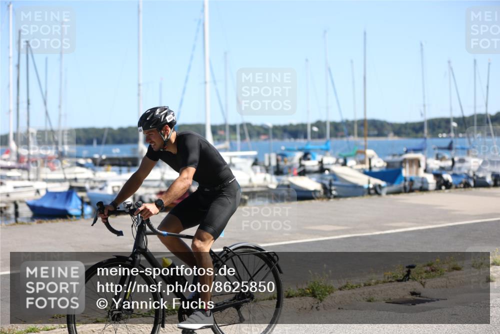17.08.2025 - KN Förde Triathlon 2025 Yannick Fuchs http://msf.ph/oto/8625850 17.08.2025 12:53:47 Radfahren 437, 452, 465, 418, 432, 452, 465, 472, 493 meine-sportfotos.de