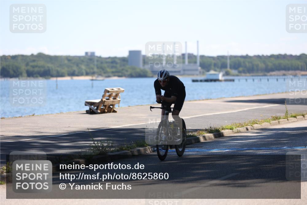 17.08.2025 - KN Förde Triathlon 2025 Yannick Fuchs http://msf.ph/oto/8625860 17.08.2025 12:54:15 Radfahren 398, 402, 409, 412, 453, 459, 470, 475, 404, 469 meine-sportfotos.de