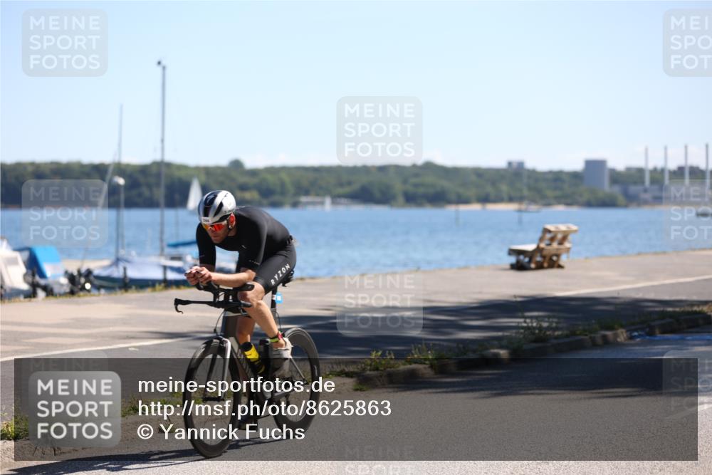 17.08.2025 - KN Förde Triathlon 2025 Yannick Fuchs http://msf.ph/oto/8625863 17.08.2025 12:54:16 Radfahren 398, 402, 409, 412, 453, 459, 460, 470, 475, 404, 469 meine-sportfotos.de