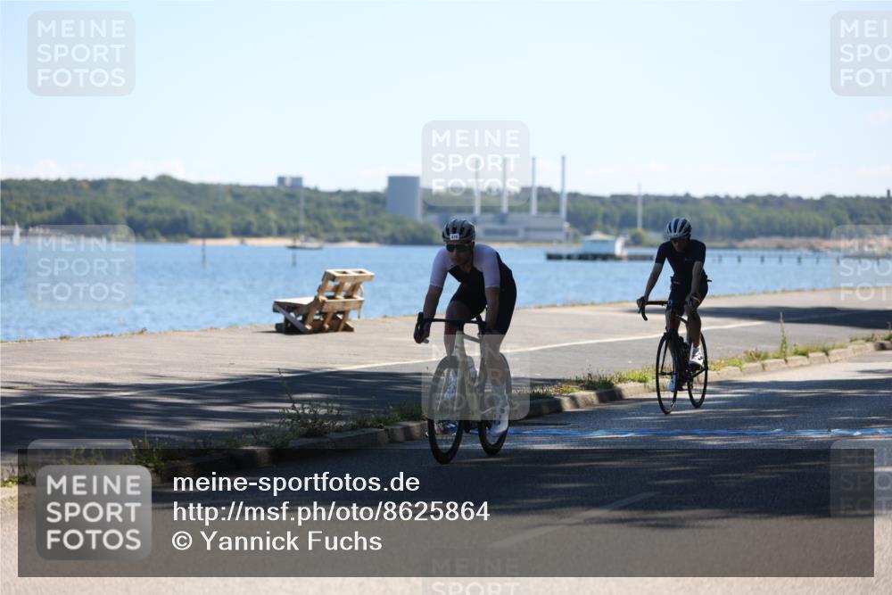 17.08.2025 - KN Förde Triathlon 2025 Yannick Fuchs http://msf.ph/oto/8625864 17.08.2025 12:54:17 Radfahren 398, 402, 409, 412, 453, 459, 460, 470, 475, 398, 404, 469 meine-sportfotos.de