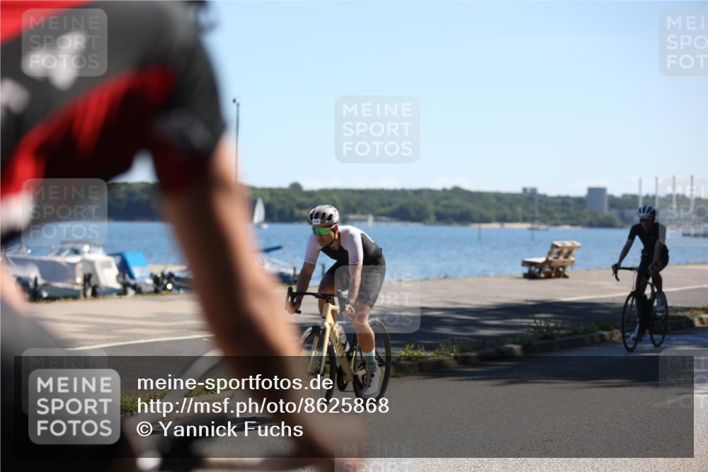 17.08.2025 - KN Förde Triathlon 2025 Yannick Fuchs http://msf.ph/oto/8625868 17.08.2025 12:54:18 Radfahren 402, 409, 412, 453, 459, 460, 470, 475, 398, 404 meine-sportfotos.de