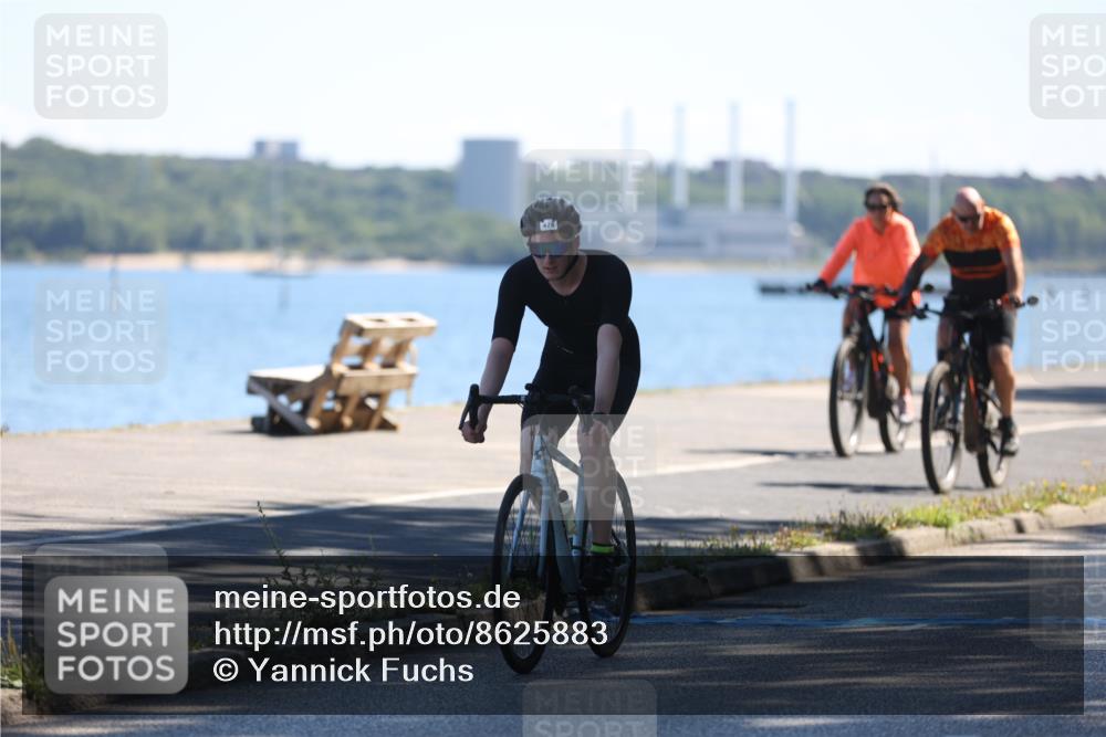 17.08.2025 - KN Förde Triathlon 2025 Yannick Fuchs http://msf.ph/oto/8625883 17.08.2025 12:54:30 Radfahren 479, 402, 460 meine-sportfotos.de