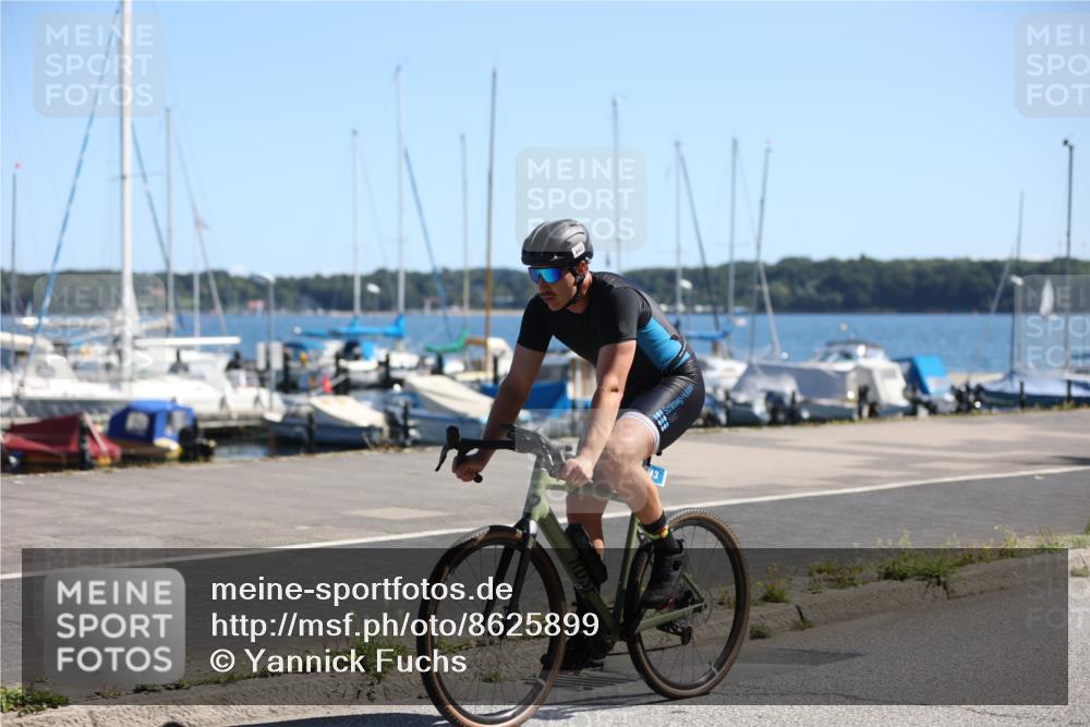 17.08.2025 - KN Förde Triathlon 2025 Yannick Fuchs http://msf.ph/oto/8625899 17.08.2025 12:54:53 Radfahren 396, 401, 411, 435, 443, 461, 483, 498 meine-sportfotos.de